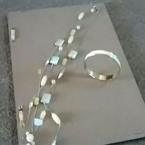 Bundle 2 chain necklace and bracelet