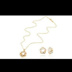 18 karat gold plated jewelry set
