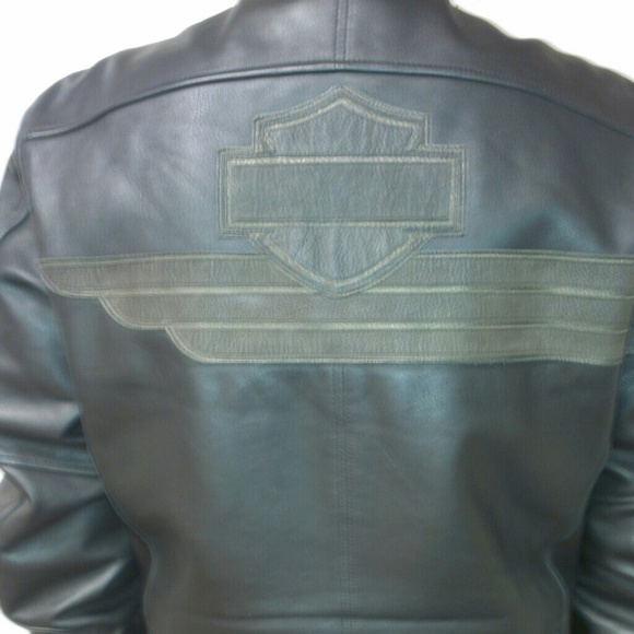 Harley Davidson Leather Jacket - Picture 2 of 2