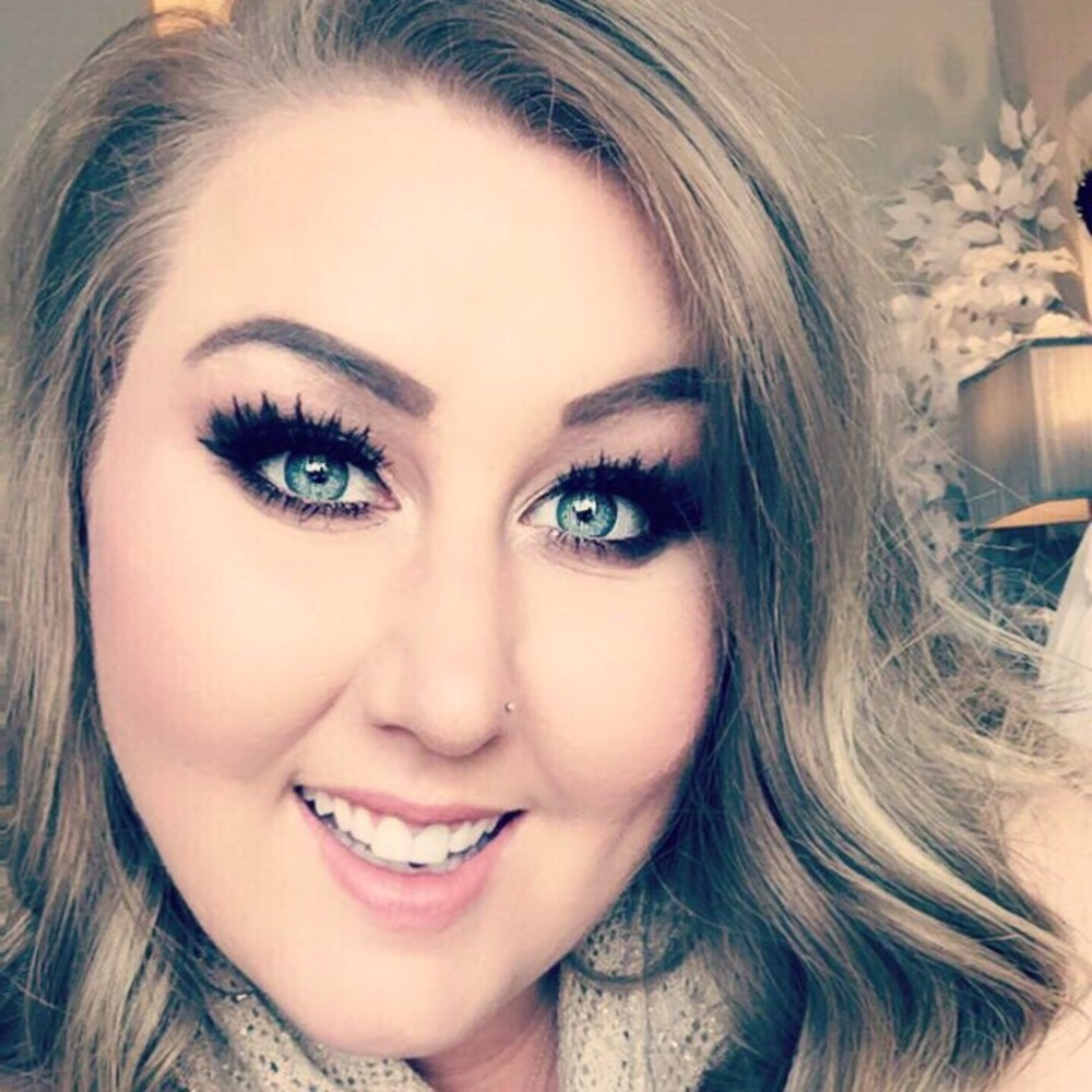 💕Meet Your Seller!! 💕