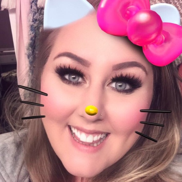 💕Meet Your Seller!! 💕 - Picture 6 of 6