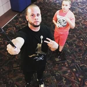 Meet your Posher, Javier