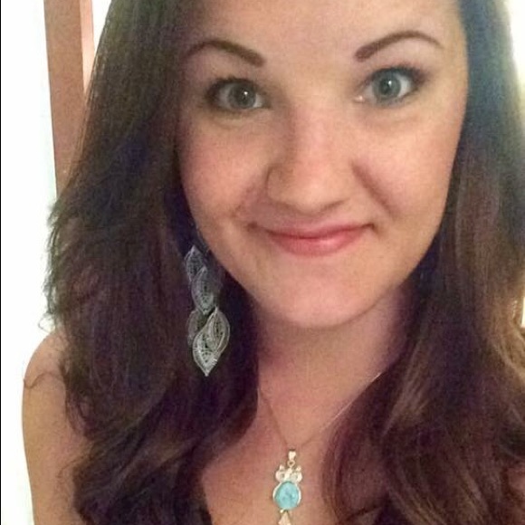 Meet your Posher, Michaela - Picture 1 of 1