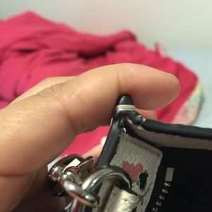 this for this bag seller to get my money back!