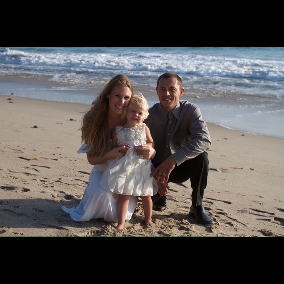 Meet your Posher, Mandy - Picture 2 of 2