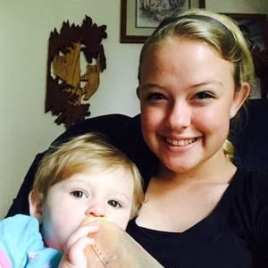 Meet your Posher, Alexzandrea