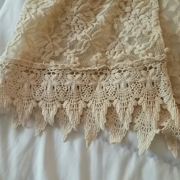 A Floral Cardigan - Picture 2 of 3