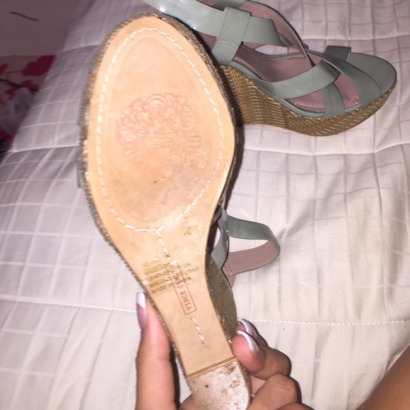 Heels - Picture 2 of 4