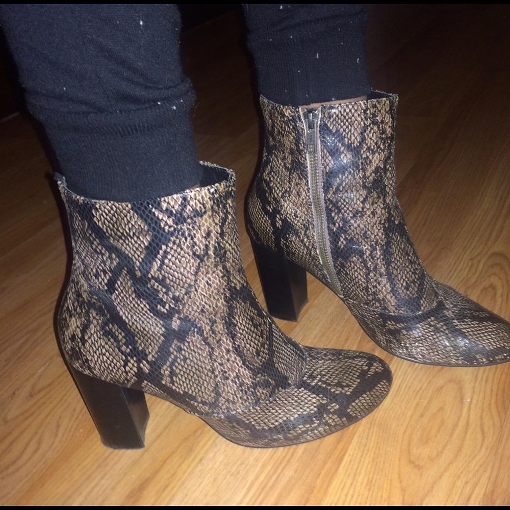 Snake skin Leather boots