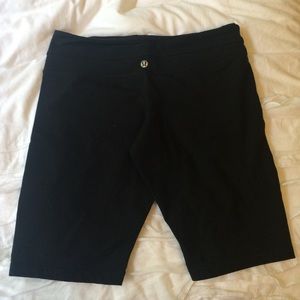Lulu lemon Long Biker Short