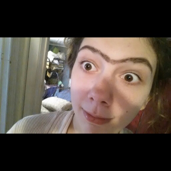 Meet Your Posher - Picture 2 of 3