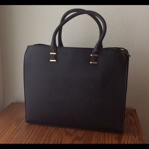 h and m black bag