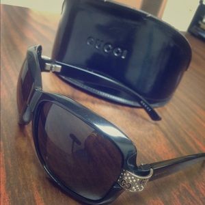 Gucci Sun Glasses