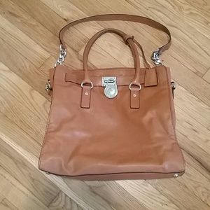 Michael Kors Hamilton in Luggage