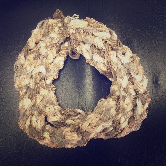 Infinity scarfs