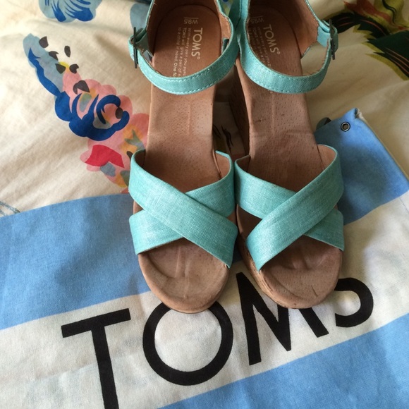 TOMS Shoes - New Aqua Platform TOMS Wedges