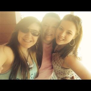 Meet your Posher, Julie