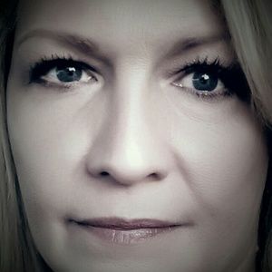 Meet your Posher, Hope