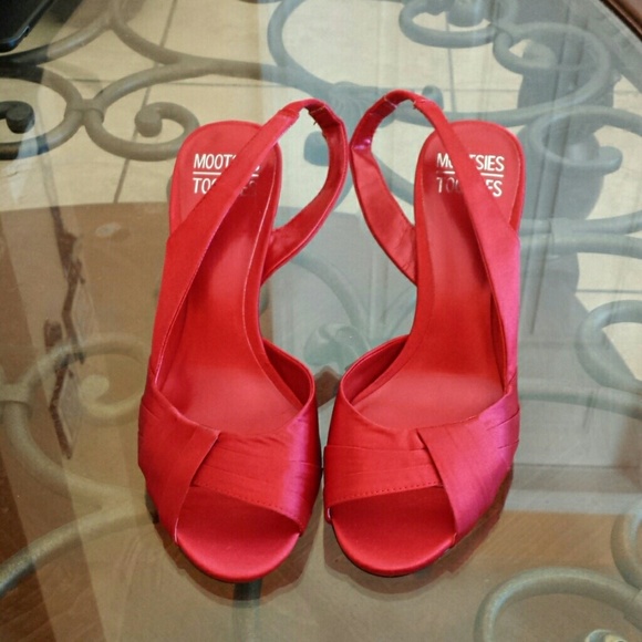 Red Heels Size 7