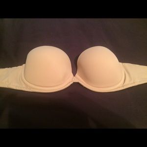 Beige strapless bra! Never worn!