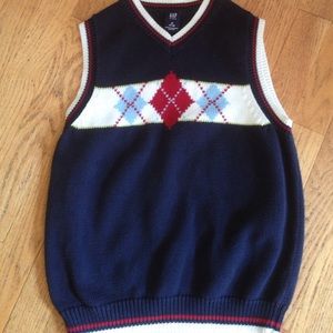 Boys gap vest size 7-8