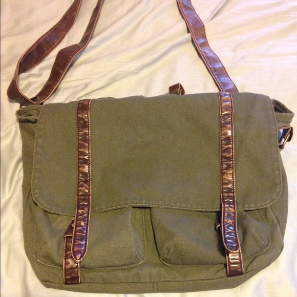 mossimo messenger bag