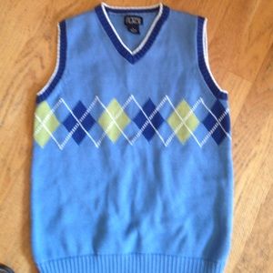 Children's place vest size 10/12- boys