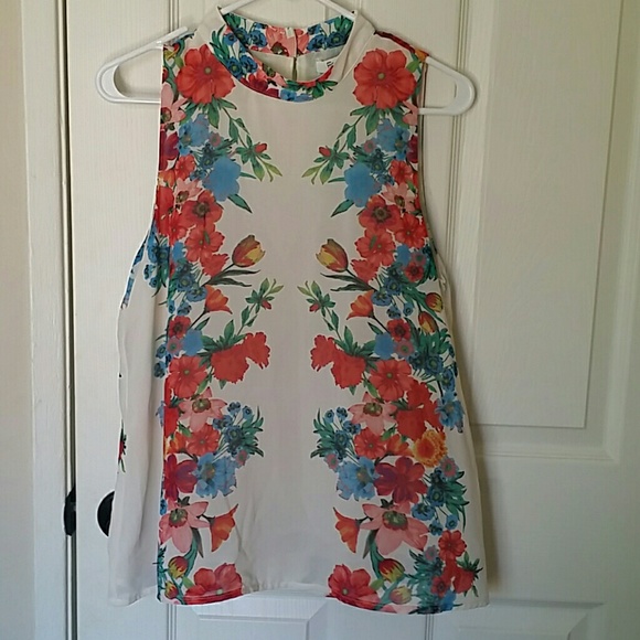 Floral top