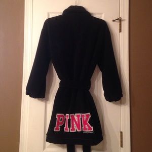 PINK VS Robe