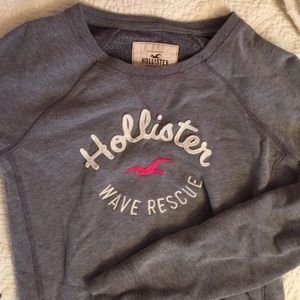 Grey long sleeved hollister sweater