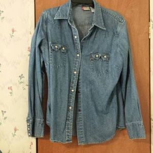 Size Large, Blue Long Sleeve Jean Shirt.