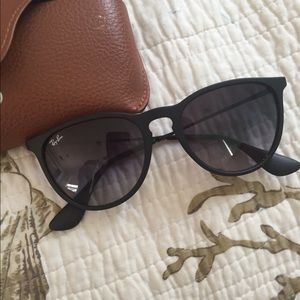 Black wayfayr raybans