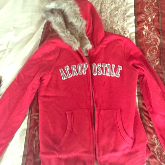 Red Aeropostale jacket - Picture 1 of 4