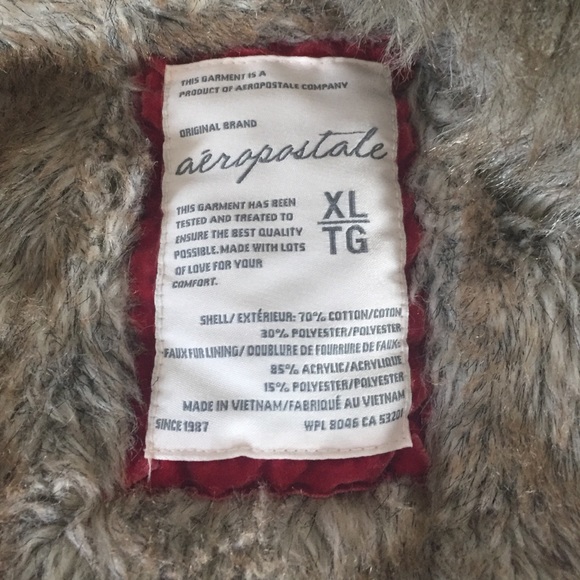 Red Aeropostale jacket - Picture 3 of 4