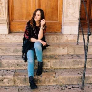 Meet your Posher, Rebekah