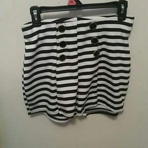 Sassy/bold high waisted shorts