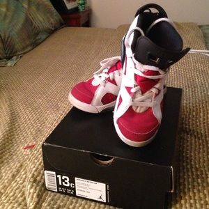 Jordan 6 Retro