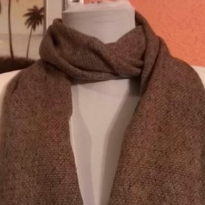Écharpe Roundtree & Yorke - 100% Acrylique, Motif Carreaux Marron, Occasion