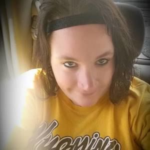 Meet your Posher, Crystal