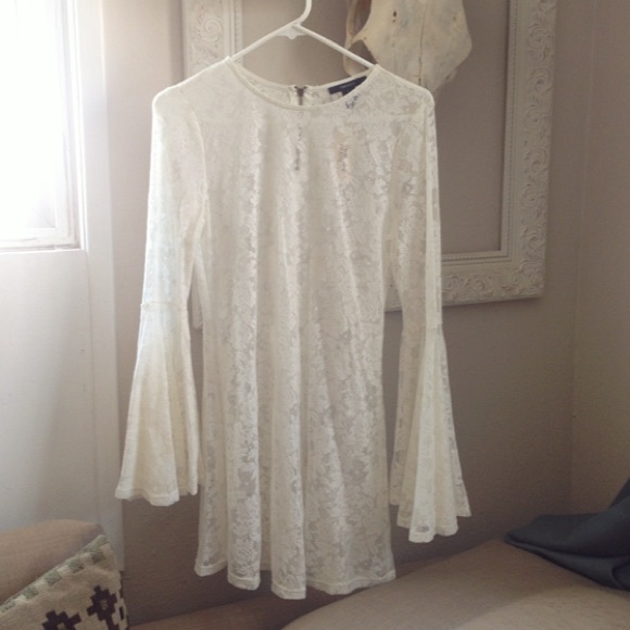 Dresses & Skirts - Boho Lace Bell Sleeves Tuinic / Dress