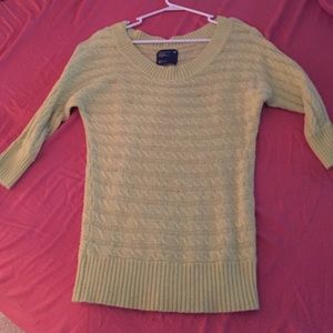 REALLY FUN LIME GREEN SWEATER // Quarter Sleeves