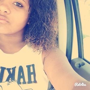 Meet your Posher, Adriana