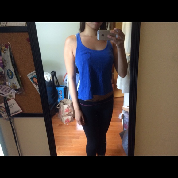 Gilly Hicks Cropped Tank