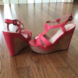 Guess Coral Wedges