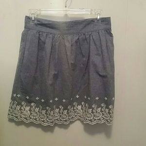 Fun denim skirt!