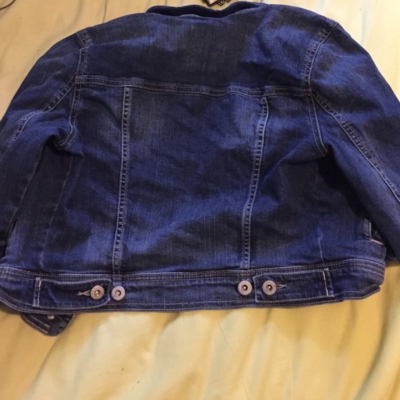 Jean jacket - Picture 3 of 3