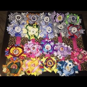 Handmade hair bows, all new