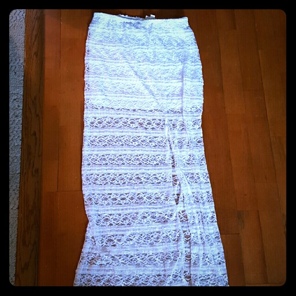 Lace maxi skirt