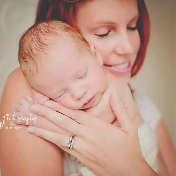 Meet your Posher, Melissa - Picture 1 of 1