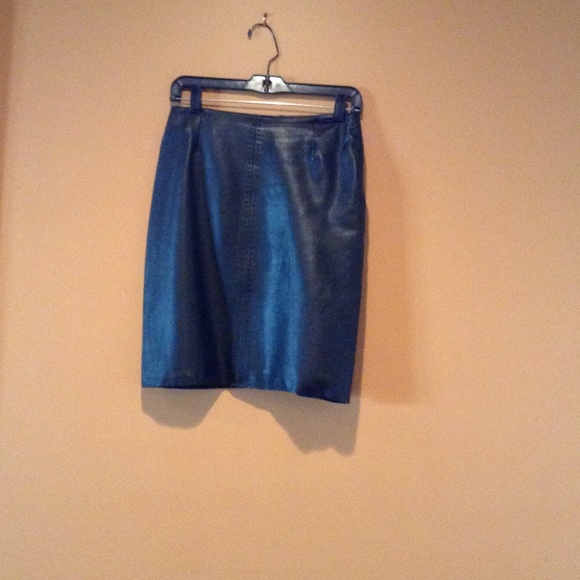 Leather skirt